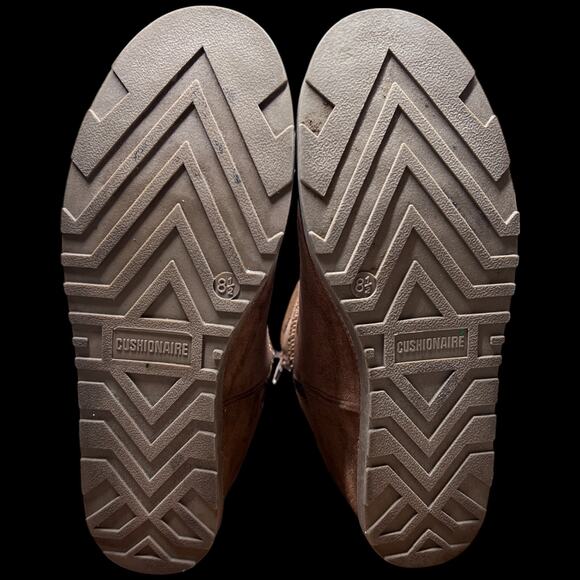 CUSHIONAIRE Kenzie W 8.5 Suede Tan Platform Booties Hidden Wedge Extra Height - Picture 10 of 14